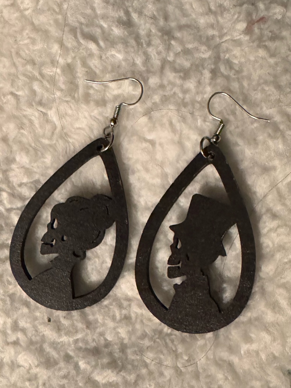 🌟3/$20 Eligible! Wooden Die Cut Skeleton Silhouette Teardrop Dangle Earrings